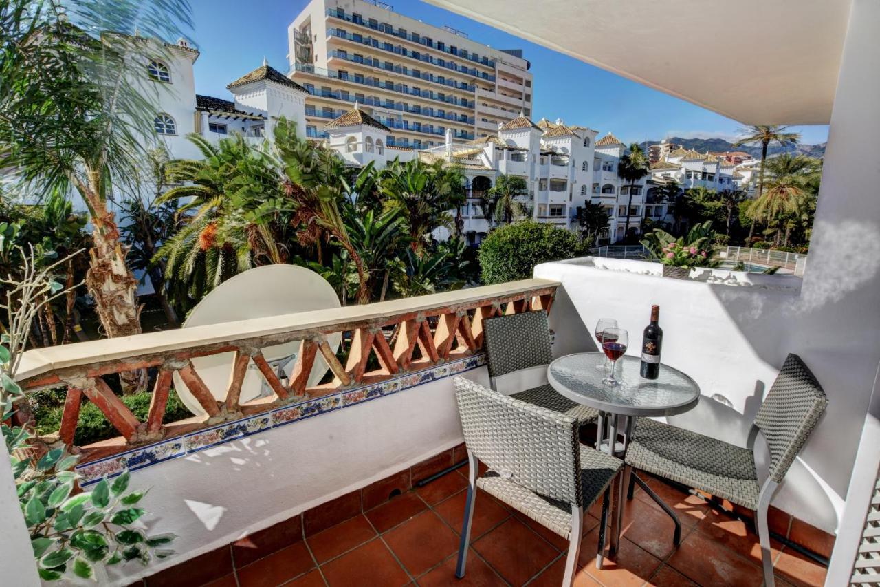 Timon Ii, Luxury 3 Bedroom Beachside Apartment Benalmadena Exterior photo