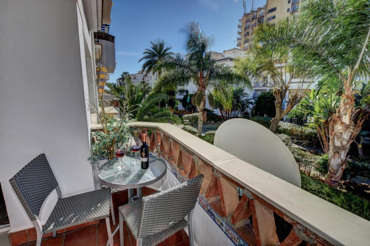 Timon Ii, Luxury 3 Bedroom Beachside Apartment Benalmadena Exterior photo