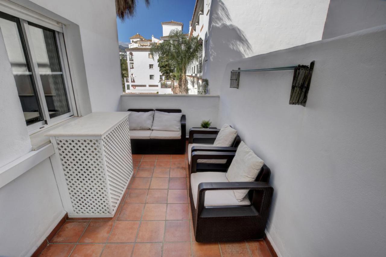 Timon Ii, Luxury 3 Bedroom Beachside Apartment Benalmadena Exterior photo