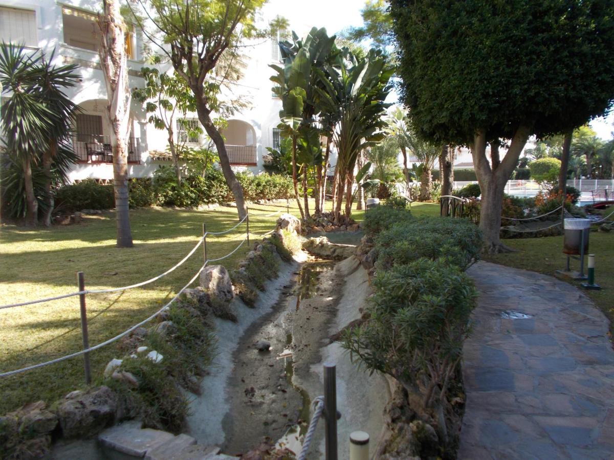 Timon Ii, Luxury 3 Bedroom Beachside Apartment Benalmadena Exterior photo