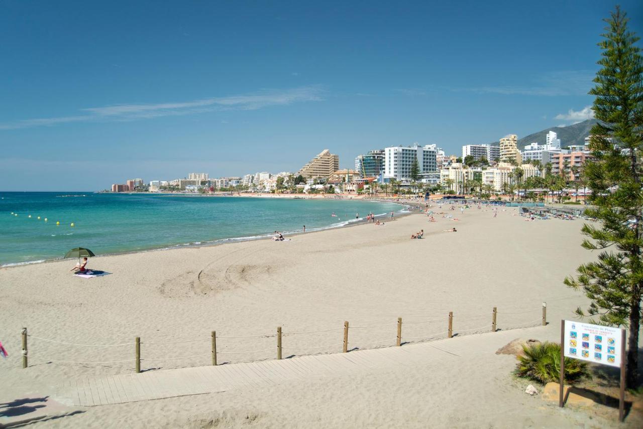 Timon Ii, Luxury 3 Bedroom Beachside Apartment Benalmadena Exterior photo